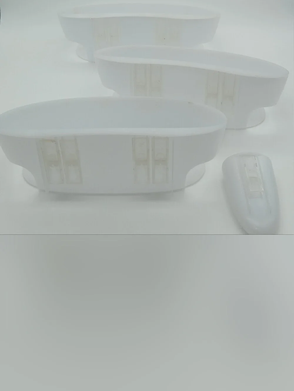 3M Command White/Clear Shower Caddy (3) & Razor Holder (1)